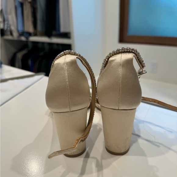 Finesse Ankle Strap Sandal - Picture 4 of 5